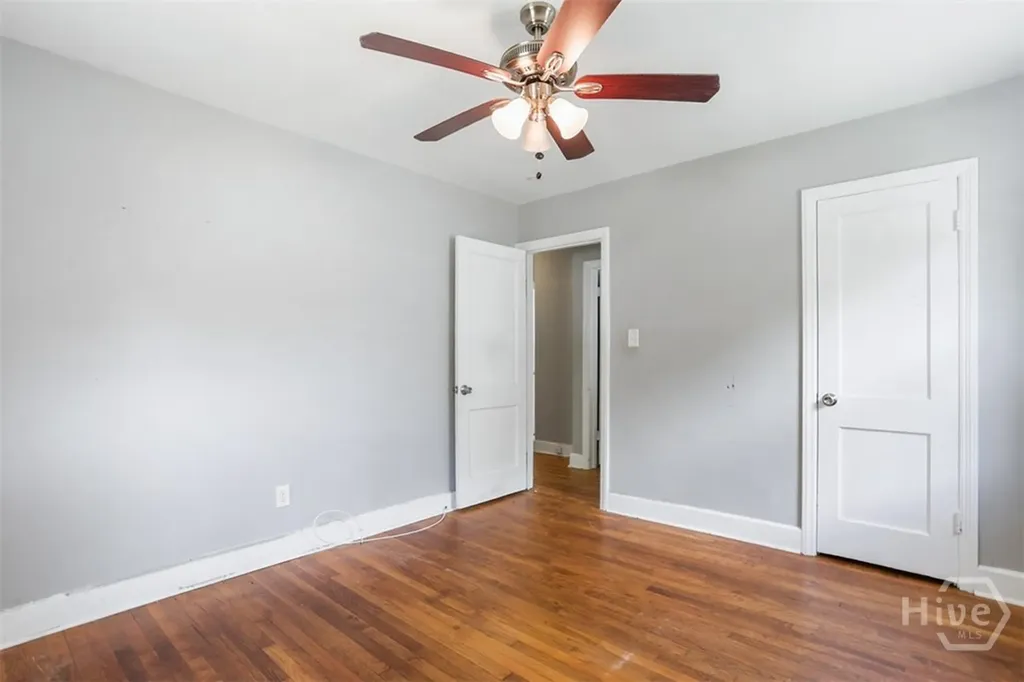 2403 E 37th Street Savannah GA 31404