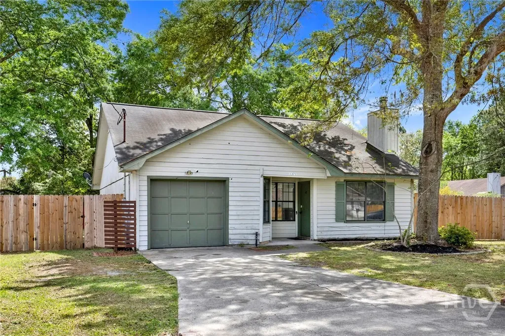1371 Forest Lake Drive Hinesville GA 31313