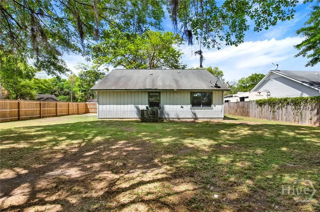 1371 Forest Lake Drive Hinesville GA 31313
