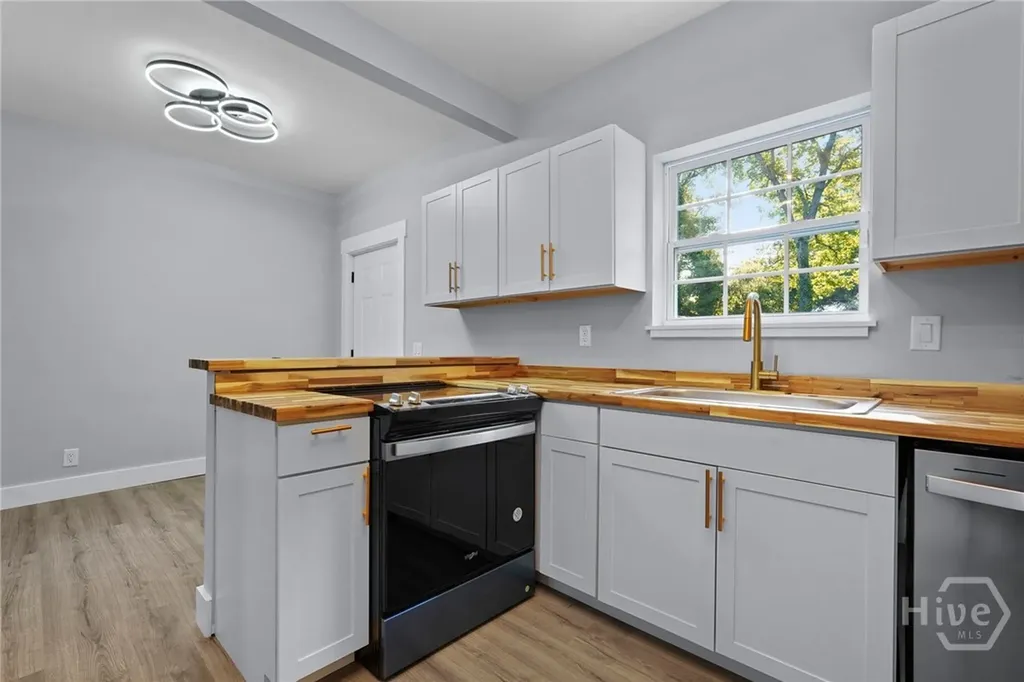 3205 Burroughs Street Savannah GA 31405