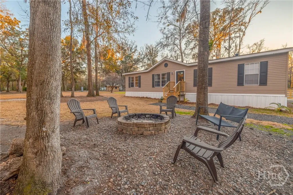 1705 Retreat Road Riceboro GA 31323