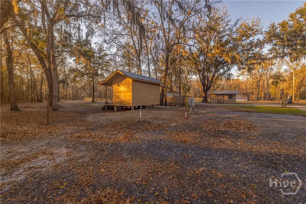 1705 Retreat Road Riceboro GA 31323