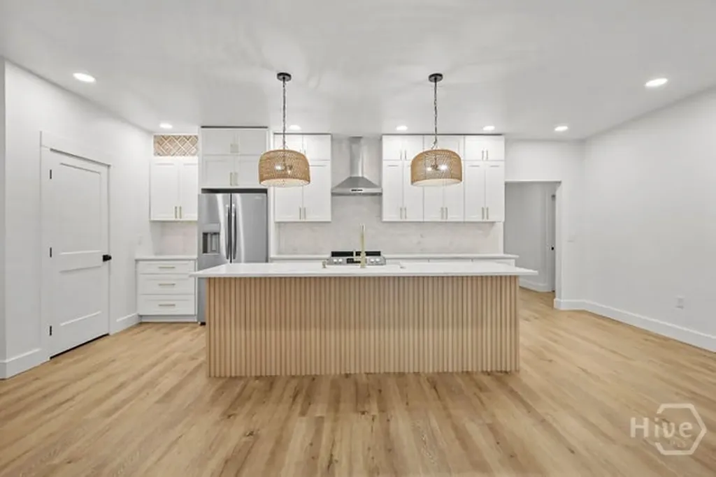 762 E Bay Street Jesup GA 31546