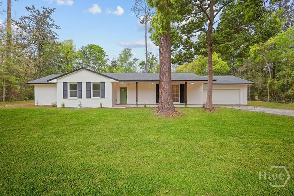 762 E Bay Street Jesup GA 31546