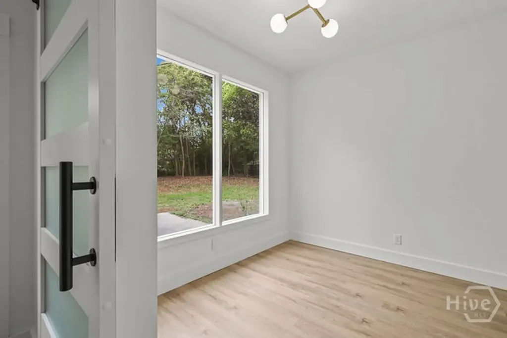 762 E Bay Street Jesup GA 31546