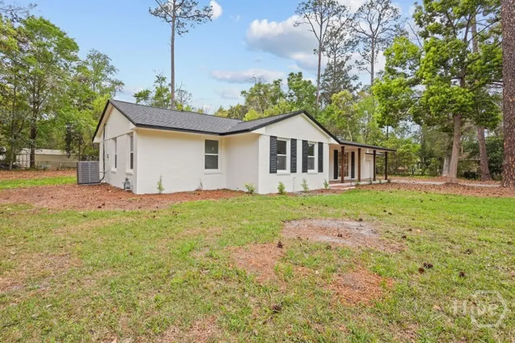 762 E Bay Street Jesup GA 31546
