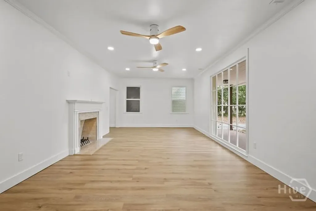 762 E Bay Street Jesup GA 31546
