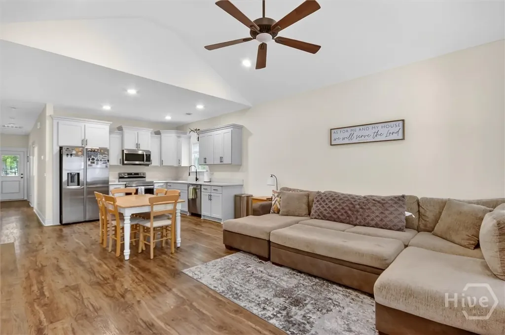 85 Cason Drive Pembroke GA 31321