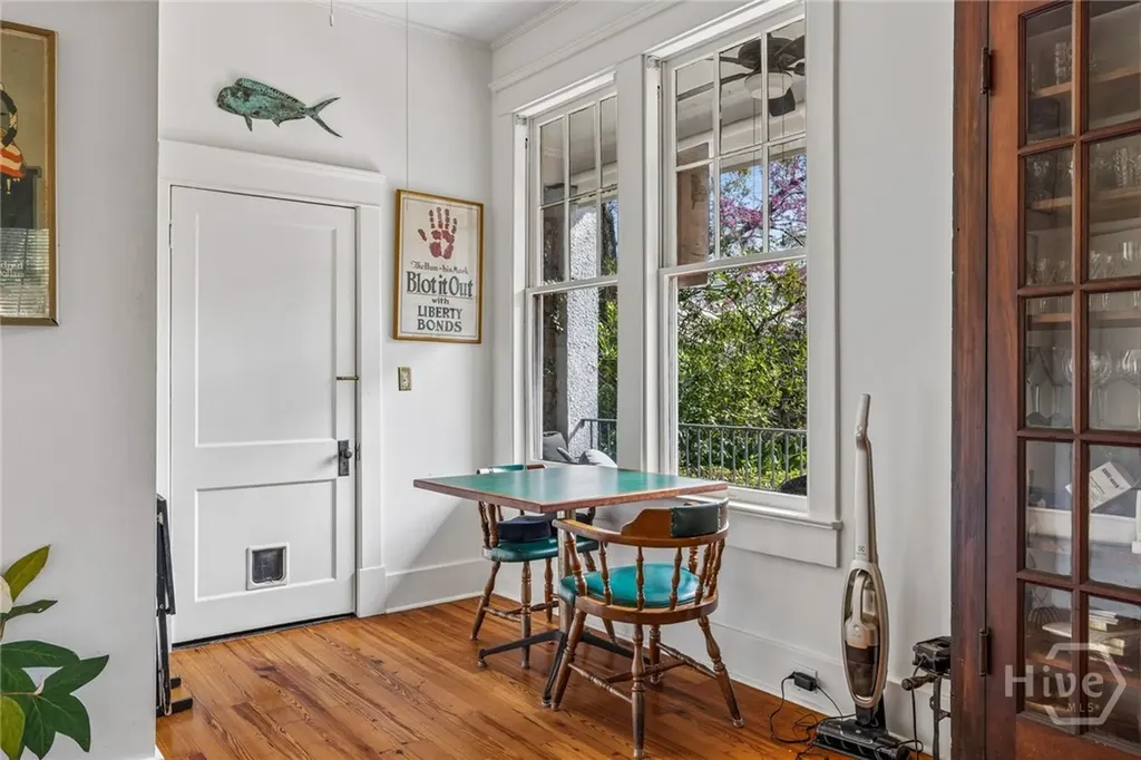 709 E 41st Street Savannah GA 31401