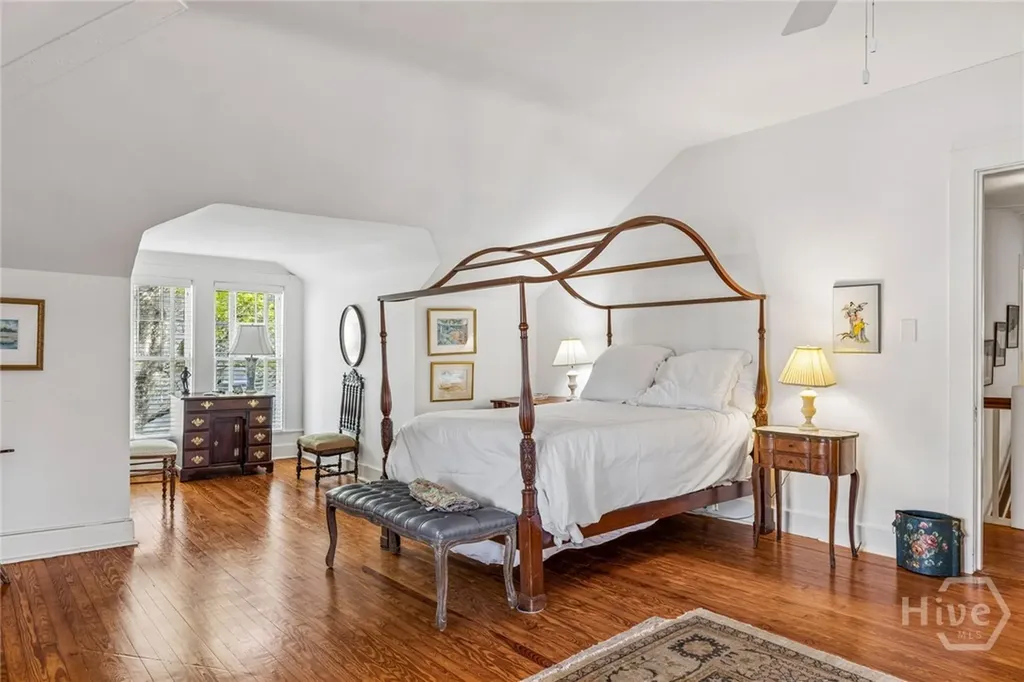709 E 41st Street Savannah GA 31401