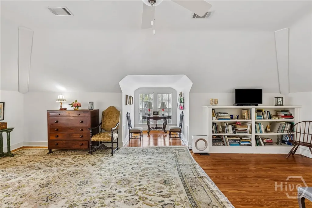 709 E 41st Street Savannah GA 31401