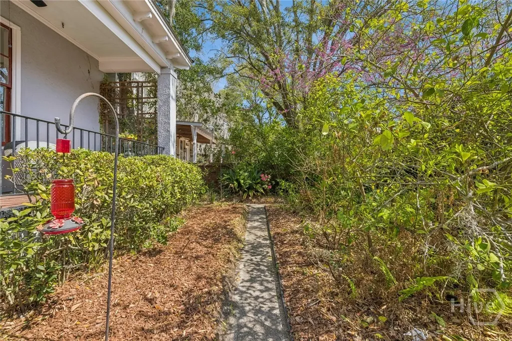 709 E 41st Street Savannah GA 31401