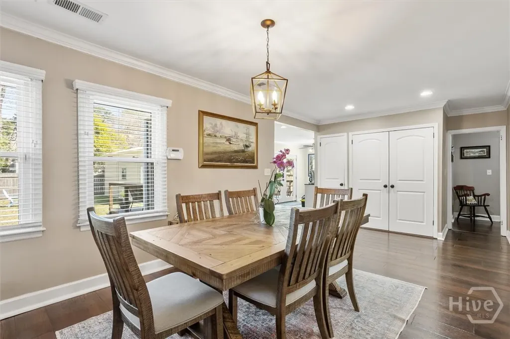 312 E 58th Street Savannah GA 31405