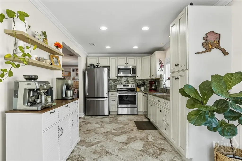 312 E 58th Street Savannah GA 31405