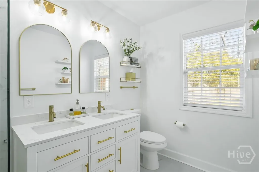 312 E 58th Street Savannah GA 31405