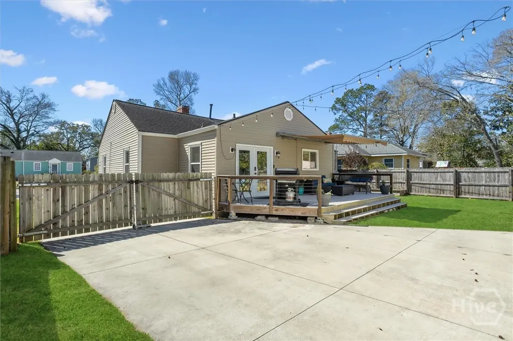 312 E 58th Street Savannah GA 31405