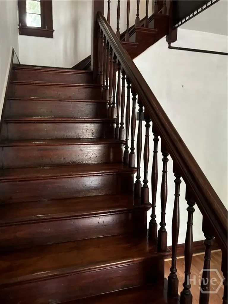 201 E 39th Street Savannah GA 31401
