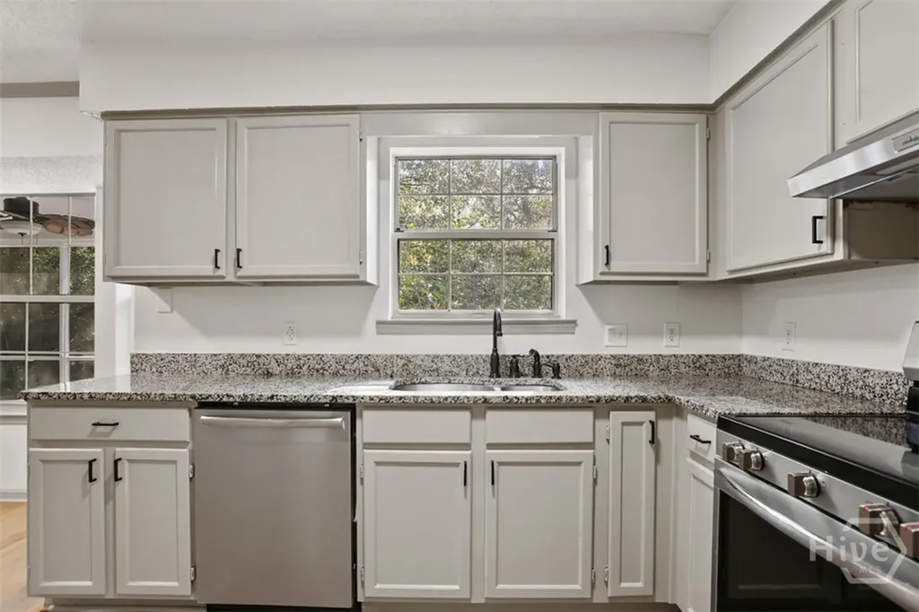 520 Oemler Loop Savannah GA 31410
