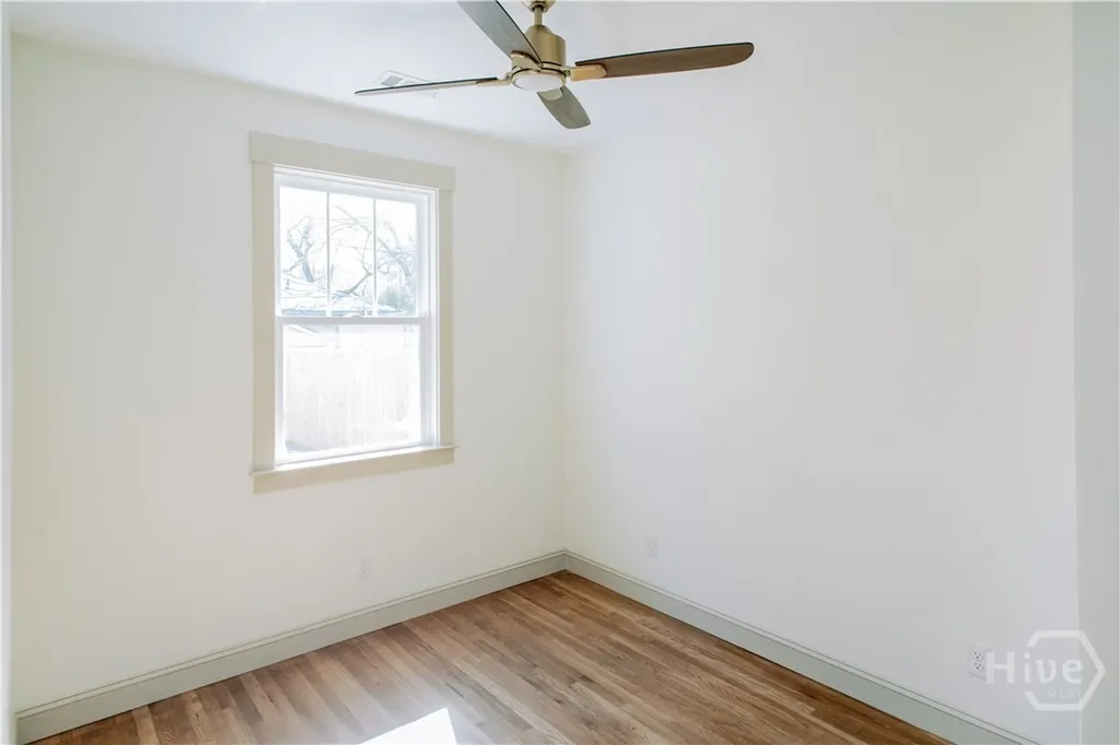807 E 33rd Savannah GA 31401
