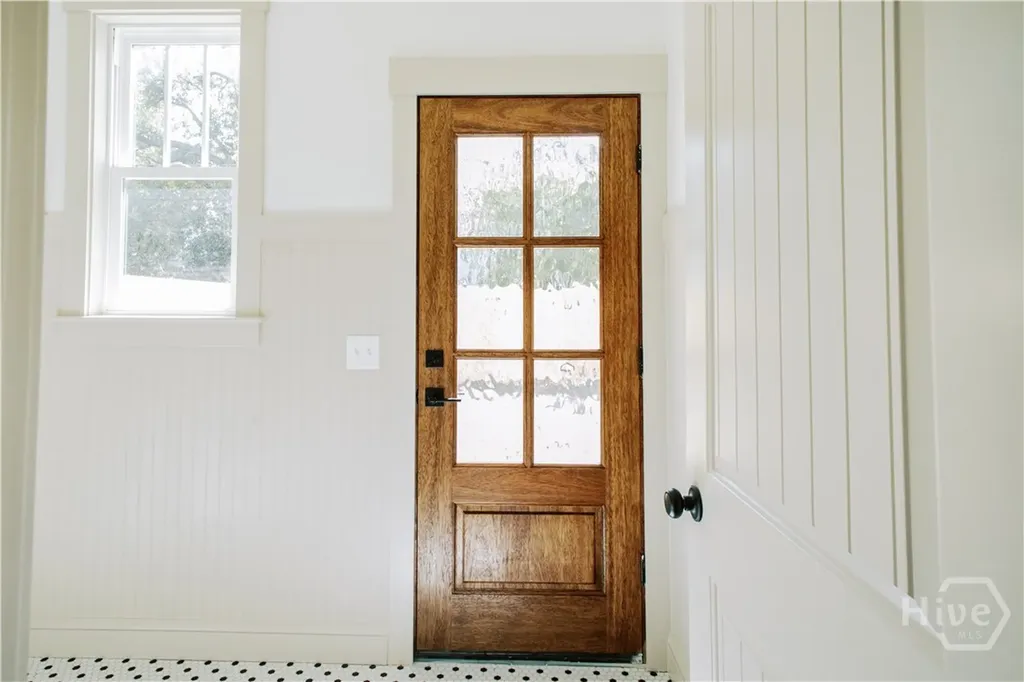 807 E 33rd Savannah GA 31401