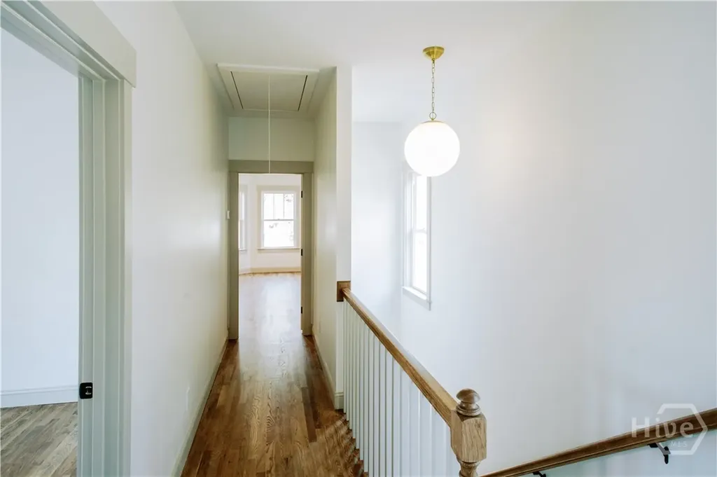 807 E 33rd Savannah GA 31401