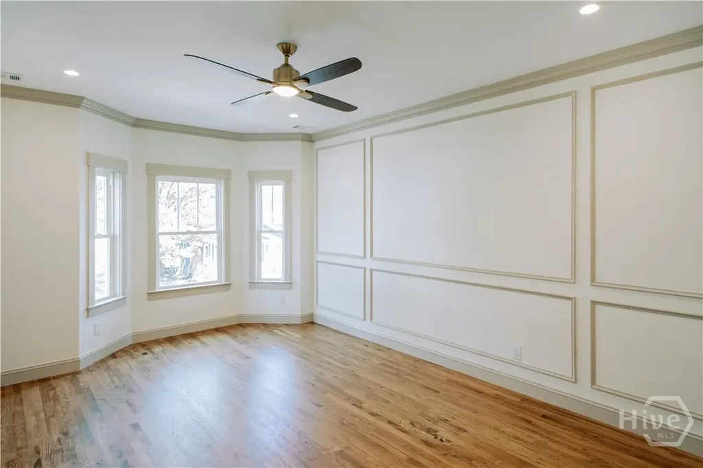 807 E 33rd Savannah GA 31401