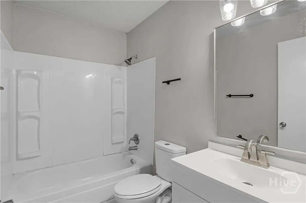 184 Sequoia Circle Hinesville GA 31313