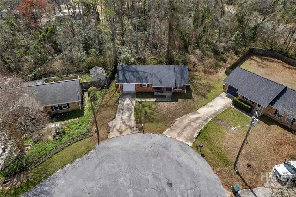 184 Sequoia Circle Hinesville GA 31313