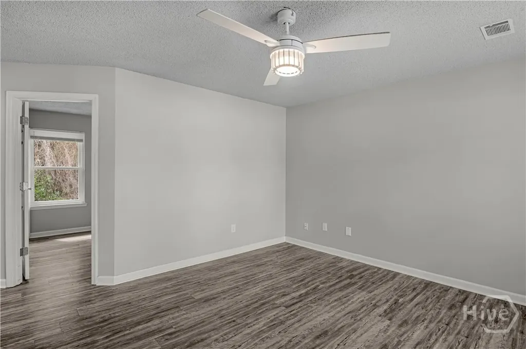 184 Sequoia Circle Hinesville GA 31313