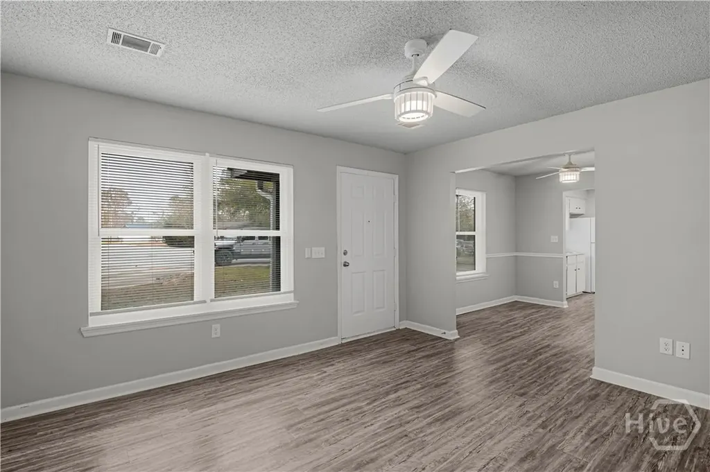 184 Sequoia Circle Hinesville GA 31313