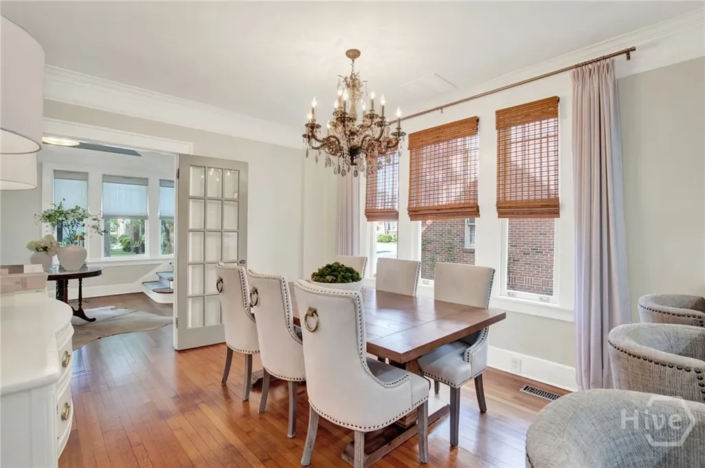 208 E 48th Street Savannah GA 31405