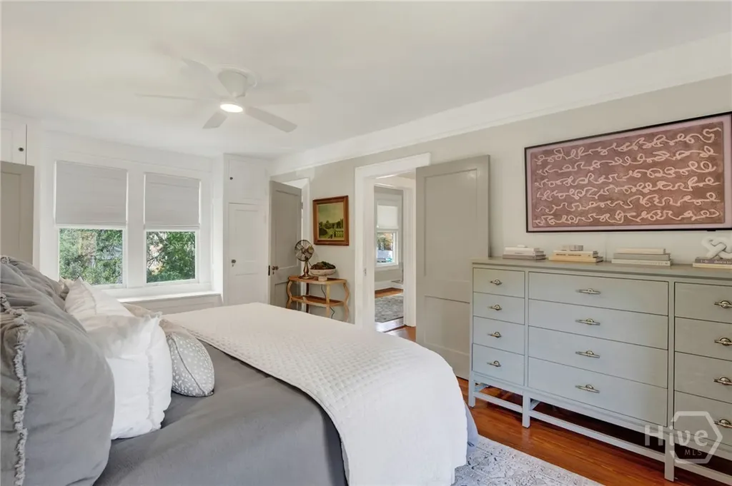 208 E 48th Street Savannah GA 31405