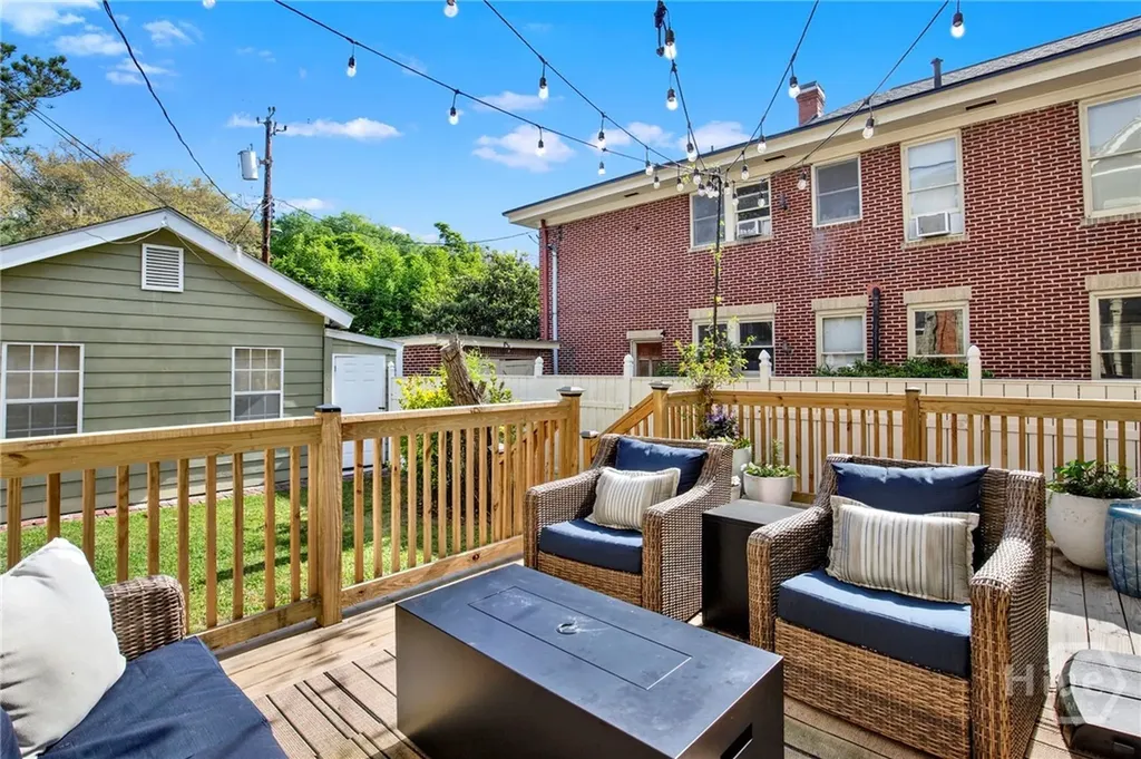 208 E 48th Street Savannah GA 31405