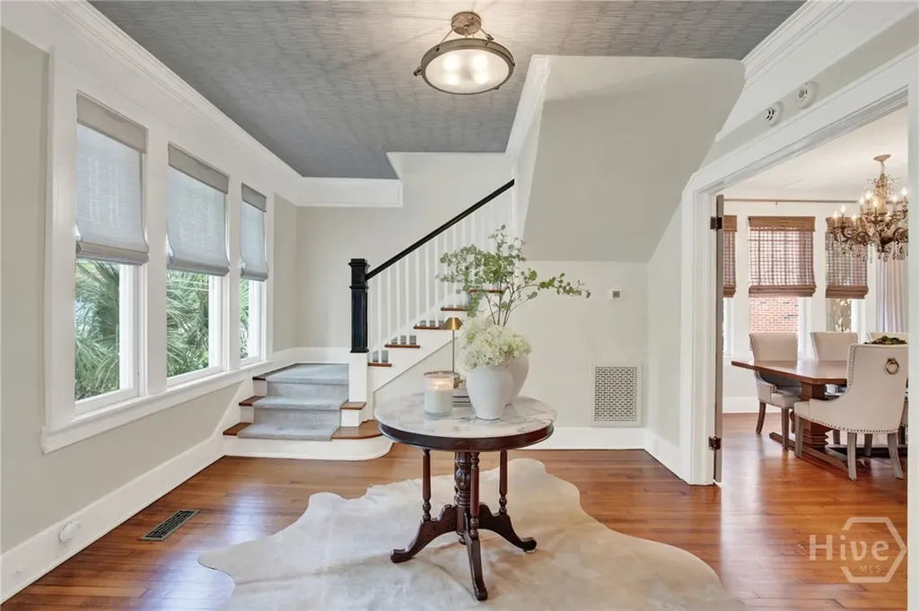 208 E 48th Street Savannah GA 31405
