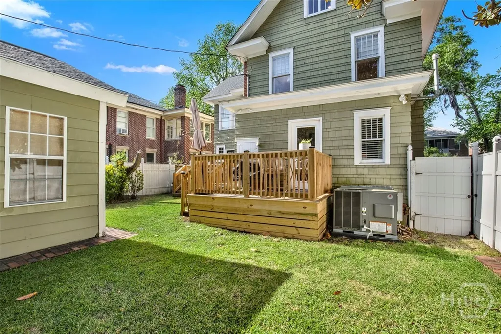 208 E 48th Street Savannah GA 31405
