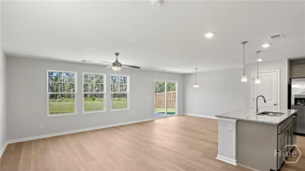 240 Mage Street Savannah GA 31302