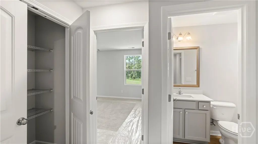 240 Mage Street Savannah GA 31302