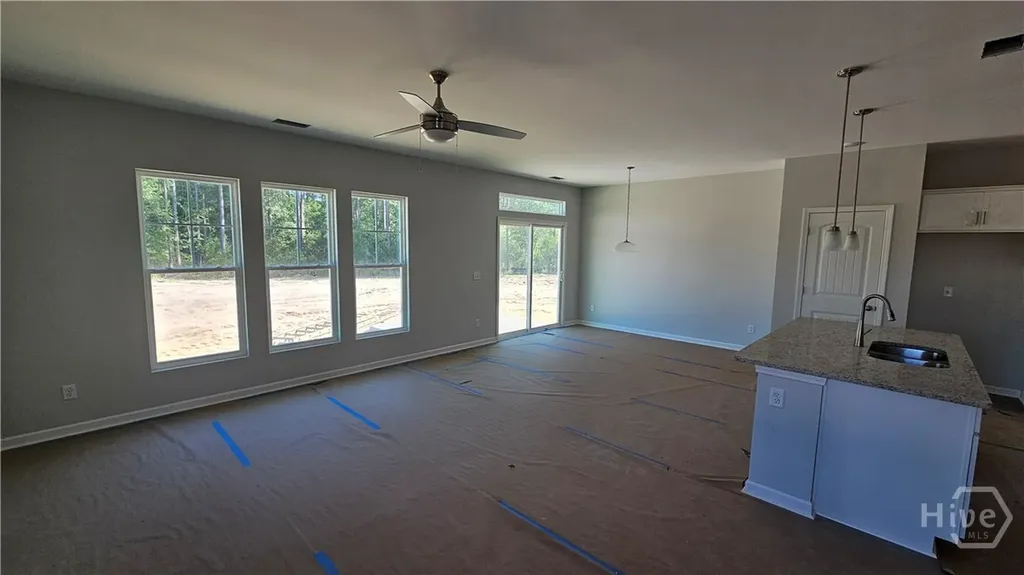 240 Mage Street Savannah GA 31302