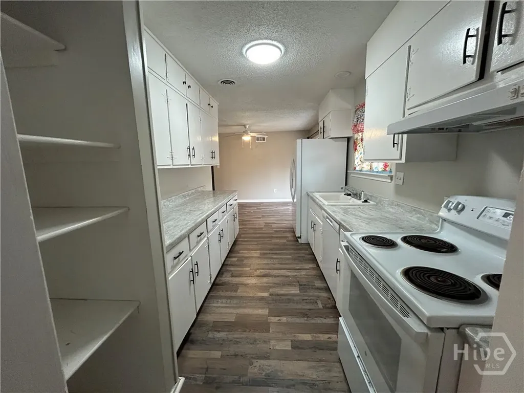 321 Sharondale Road Savannah GA 31419