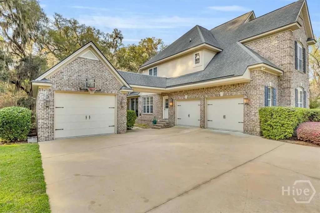 176 Crosswinds Drive Richmond Hill GA 31324