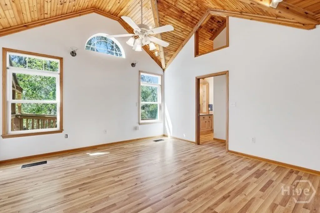 10 Old Barn Road Savannah GA 31419
