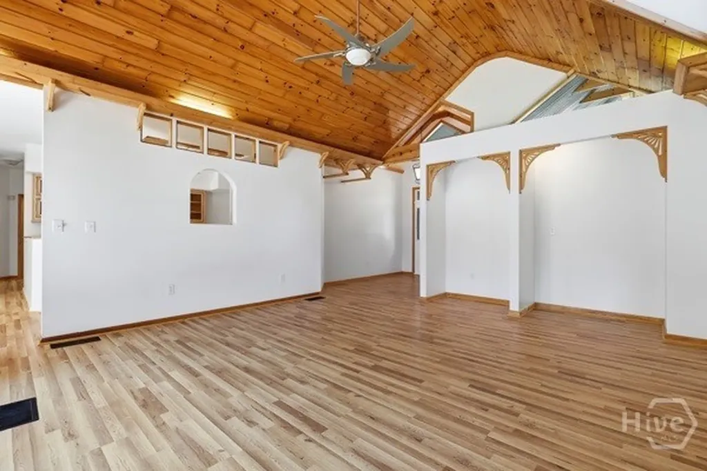 10 Old Barn Road Savannah GA 31419