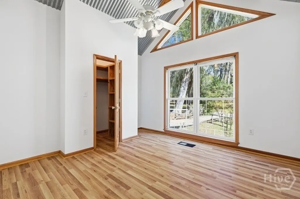 10 Old Barn Road Savannah GA 31419