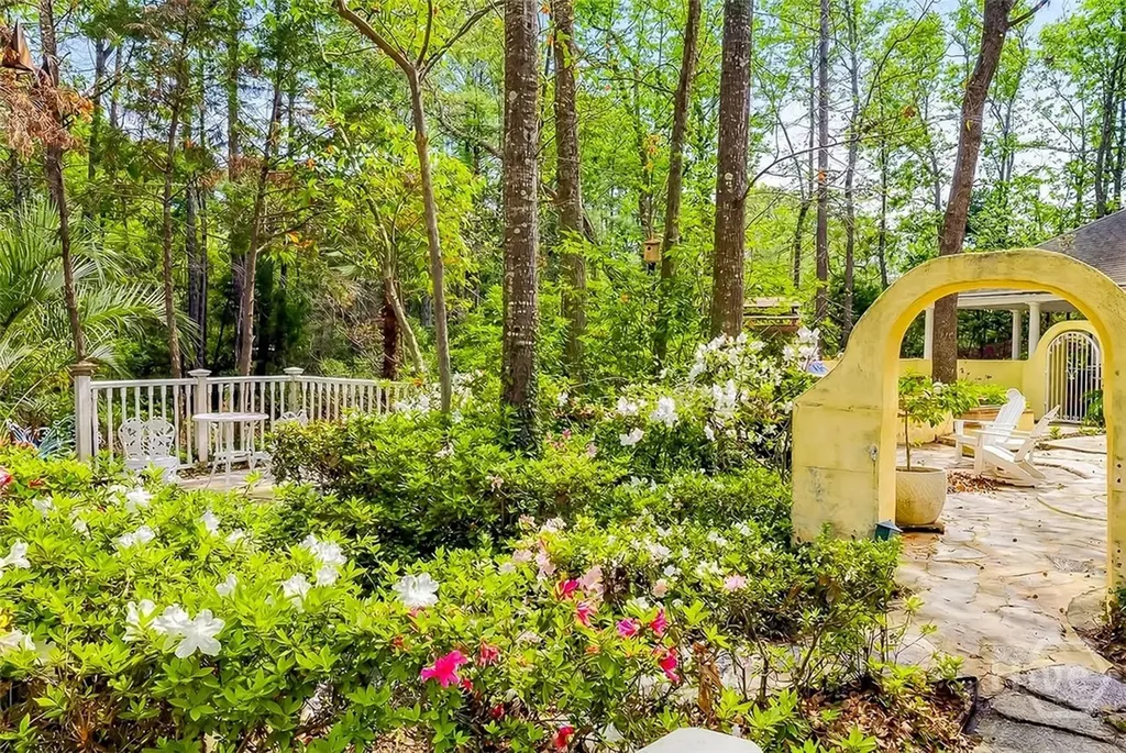 6 Cedar View Court Savannah GA 31410