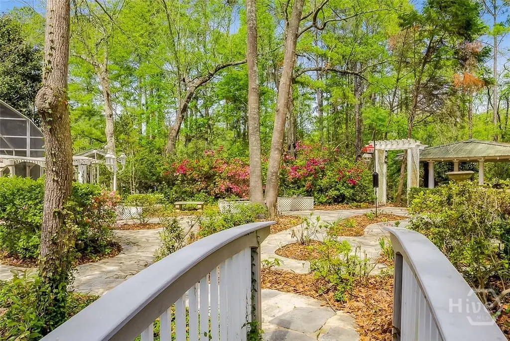 6 Cedar View Court Savannah GA 31410