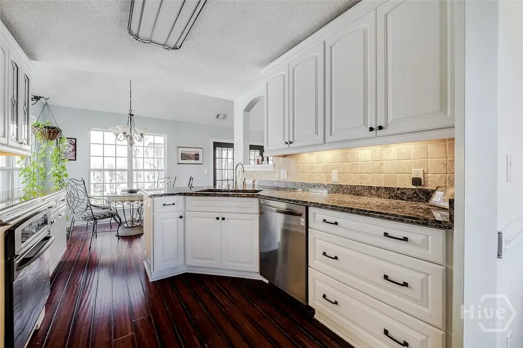 6 Cedar View Court Savannah GA 31410