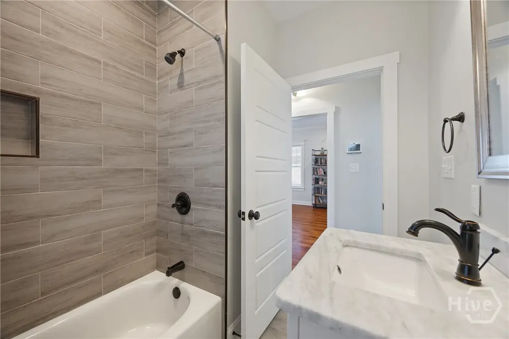 1116 E 40th Street Savannah GA 31404