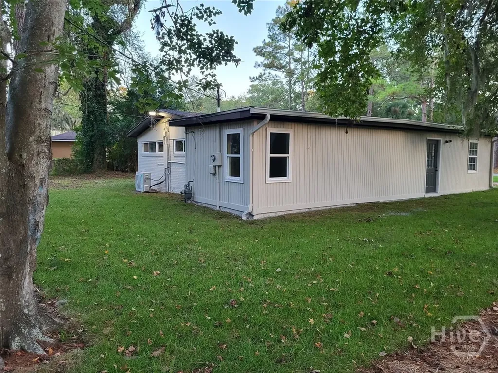 28 Gerald Drive Savannah GA 31406