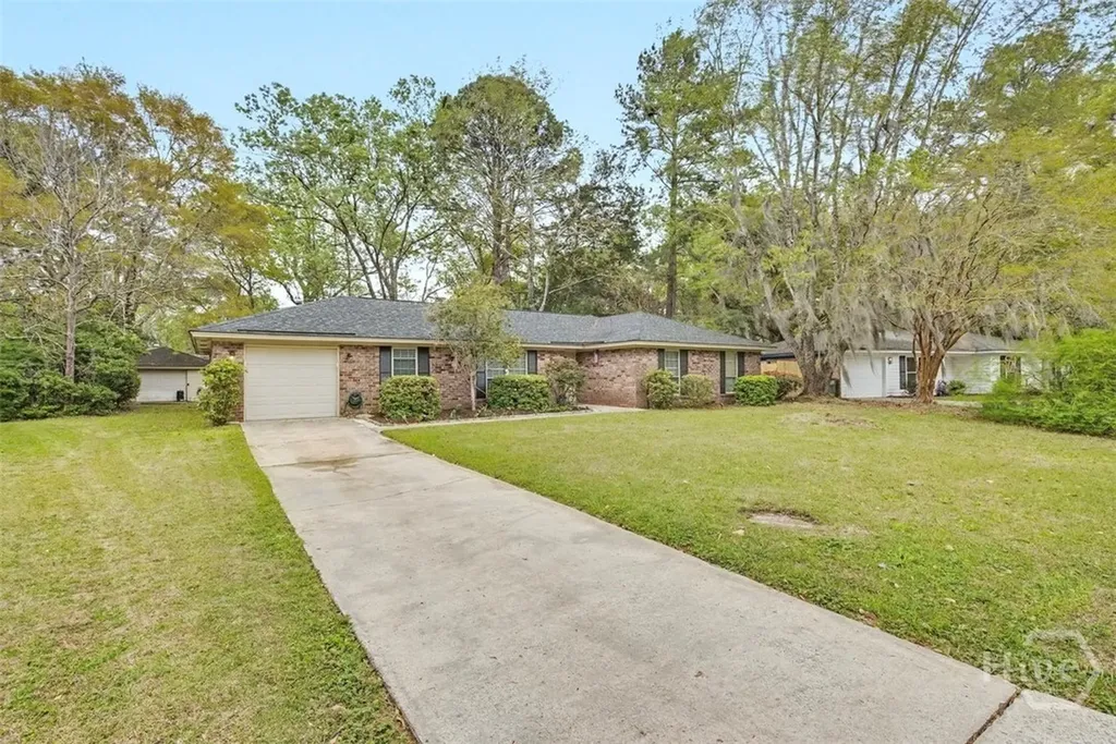 8 Chowning Drive Savannah GA 31419