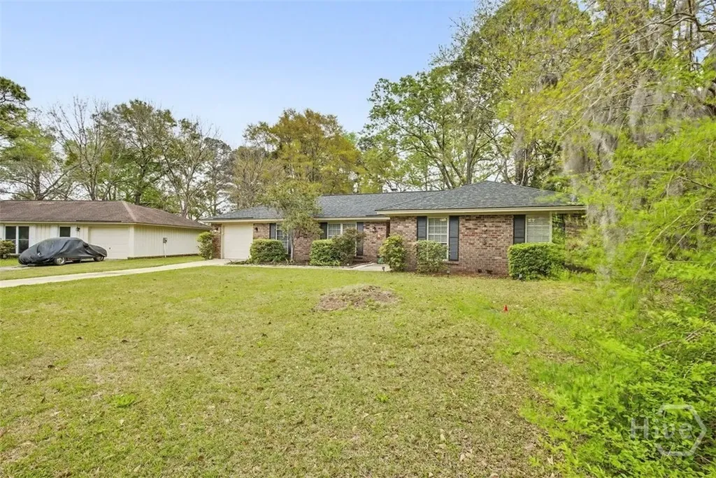 8 Chowning Drive Savannah GA 31419